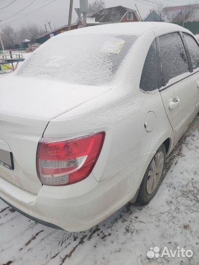 LADA Granta 1.6 МТ, 2019, битый, 75 000 км