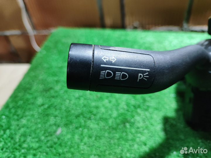 Переключатель подрулевой Volkswagen Touareg 7L