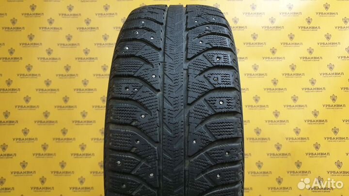Bridgestone Ice Cruiser 7000 215/60 R16 95T