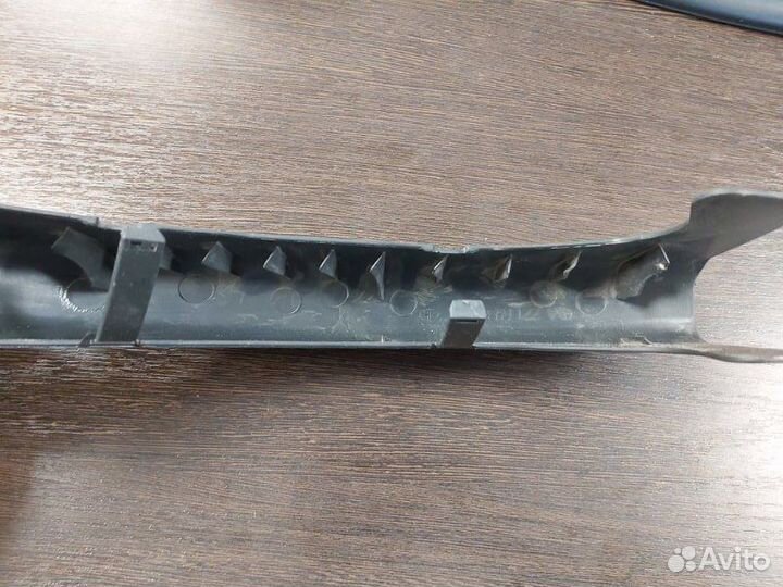 Накладка Mercedes S 500 4Matic W221 273 968 2008