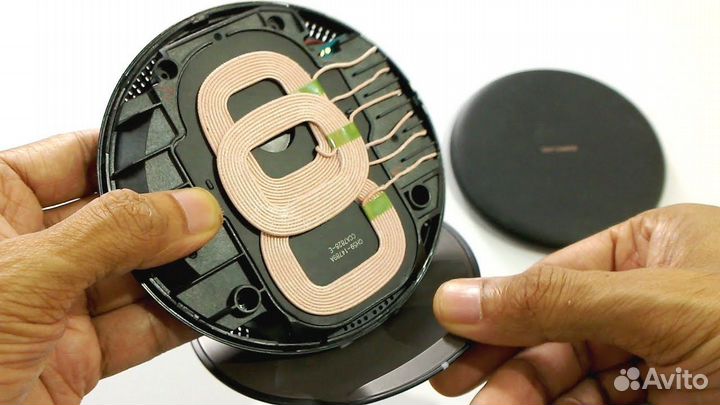 Быстрая беспроводная зарядка Samsung EP-PG950