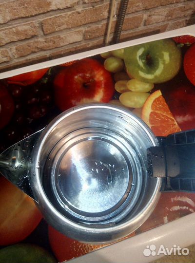 Чайник электрический новый