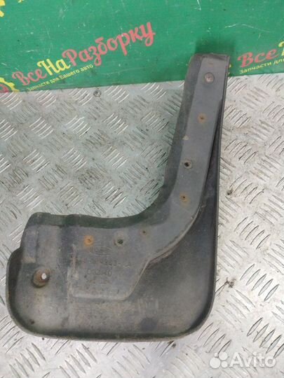 Брызговик передний левый Ford Mondeo 4