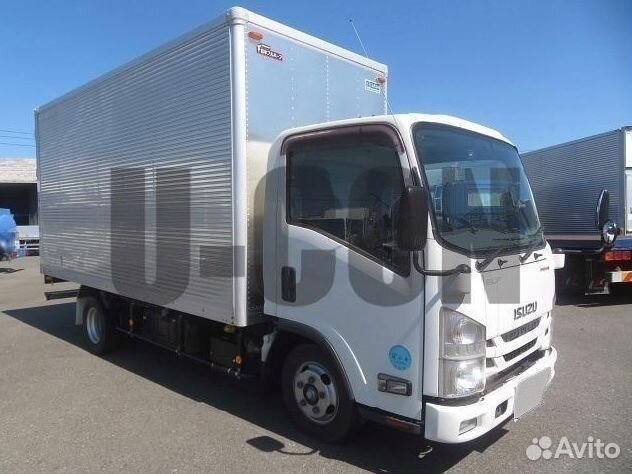 Промтоварный фургон Isuzu Elf, 2016