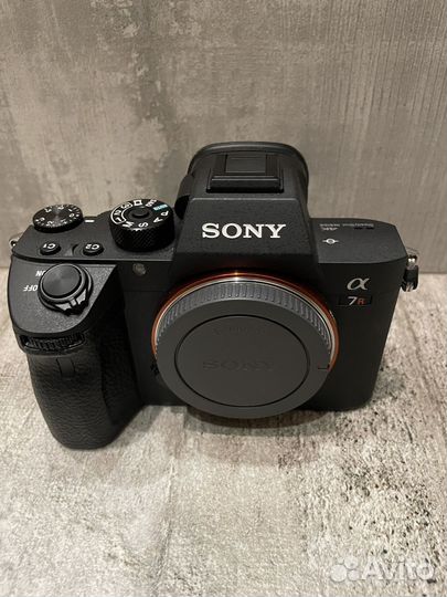 Фотоаппарат Sony Alpha ilce-7RM3A Body / 15 кадров