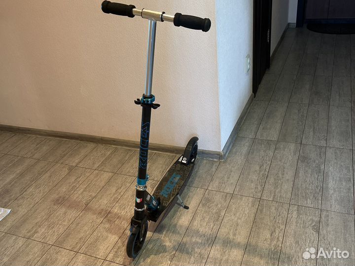 Самокат для взрослых и подростков Roces до 100 кг