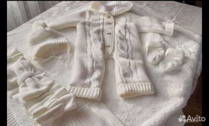 Вязаные комплекты для новорожденных