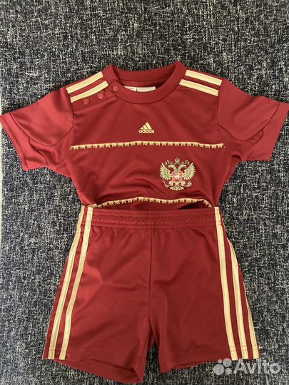 Футбольная форма adidas 92