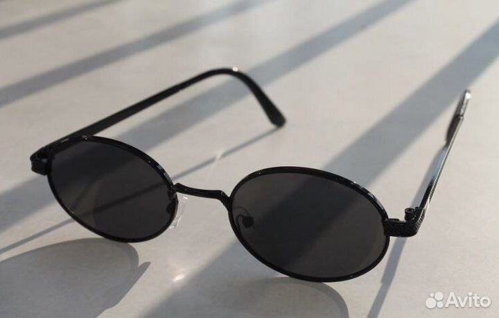 Солнцезащитные очки тонкие узкие