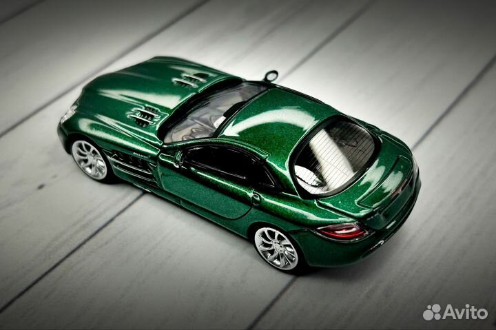Mercedes Benz SLR McLaren 1:64 Street Warrior
