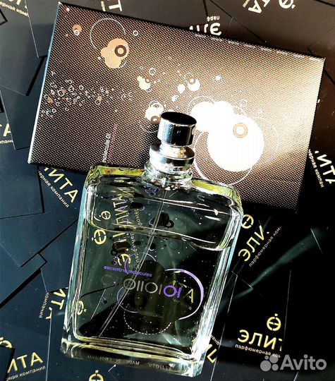 Escentric Molecules Molecule 01