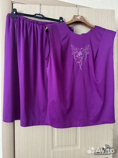 Женский костюм тройка с юбкой, 48