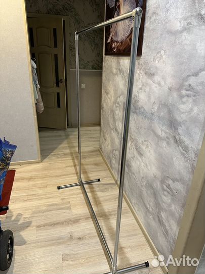 Вешалка напольная