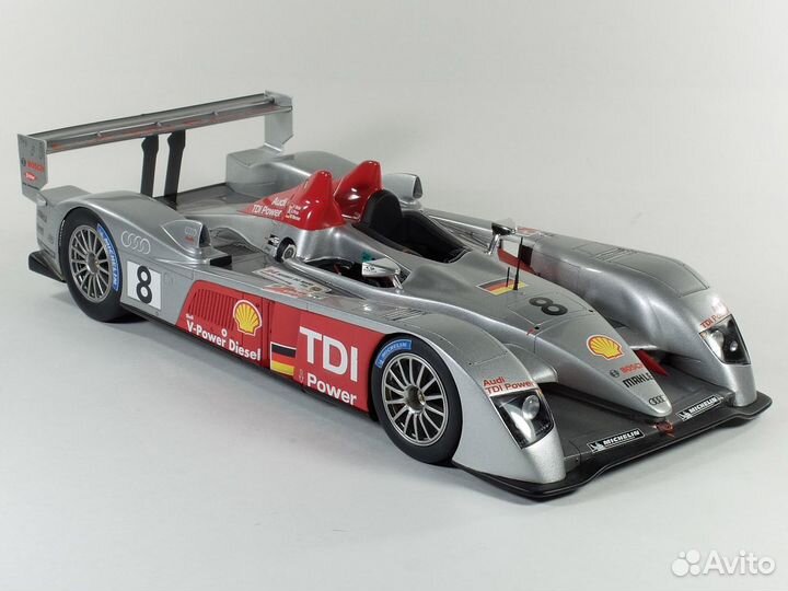 1/18 Audi R10 TDI Winner Le Mans 24h 2006 - Spark