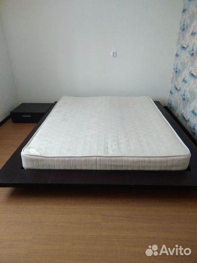 Кровать двухспальная с матрасом 180 200 бу