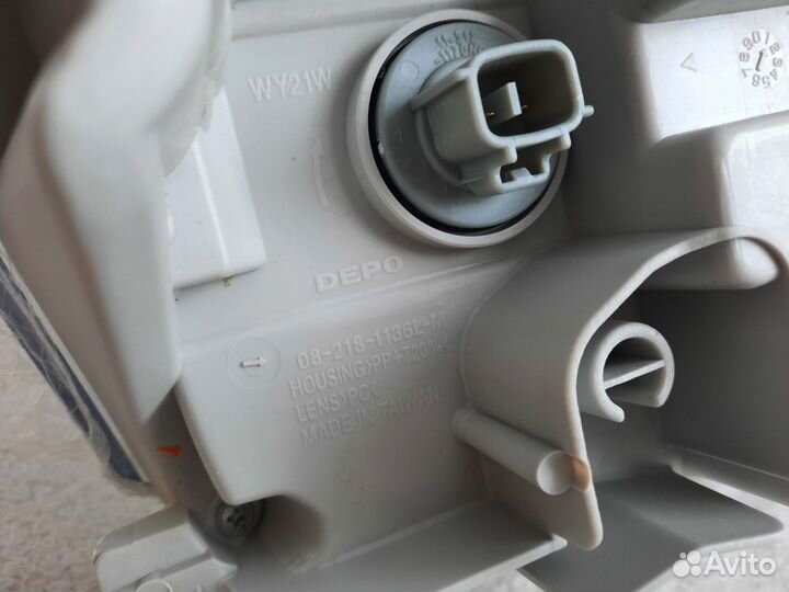 Фара левая Сузуки Гранд Витара 3D