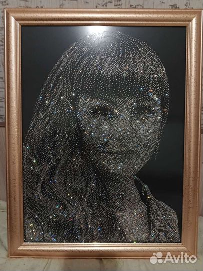 Портрет по фото из страз