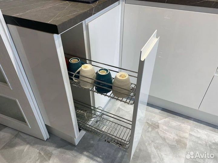 Кухонный гарнитур. Качественная фурнитура