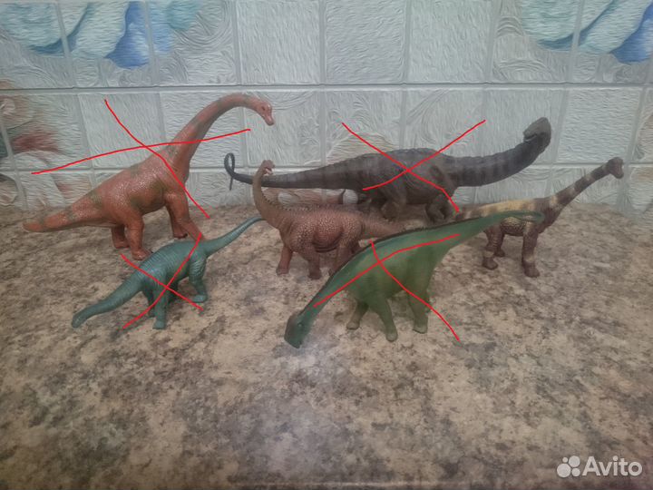 Фигурки динозавров