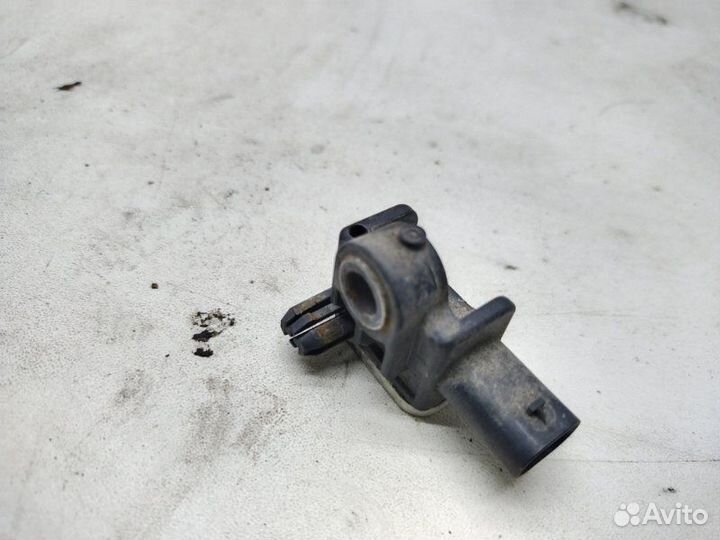 Датчик удара Volkswagen Amarok