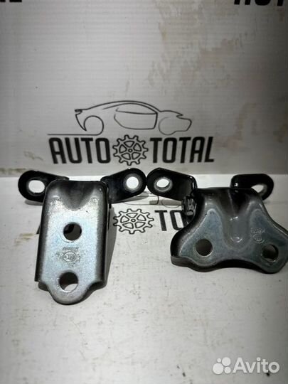 Петли двери задние правые Kia Rio 3 G4FC 2013