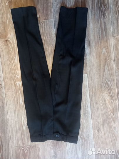 Продам костюм детский 32р