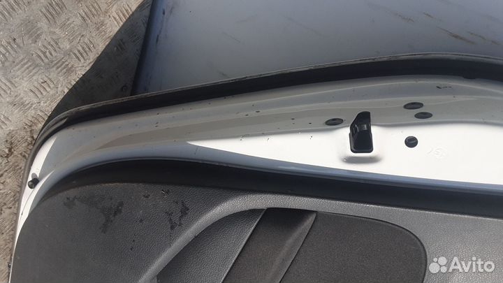 Дверь боковая Volkswagen Polo (2009-2014)