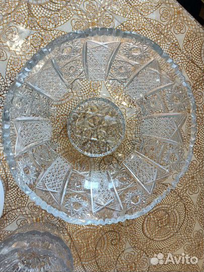 Хрустальная ваза и конфетница