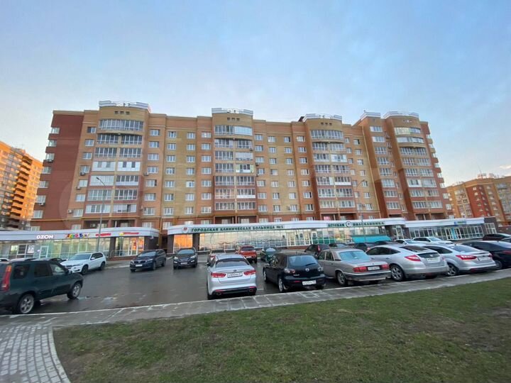 1-к. квартира, 43 м², 9/9 эт.