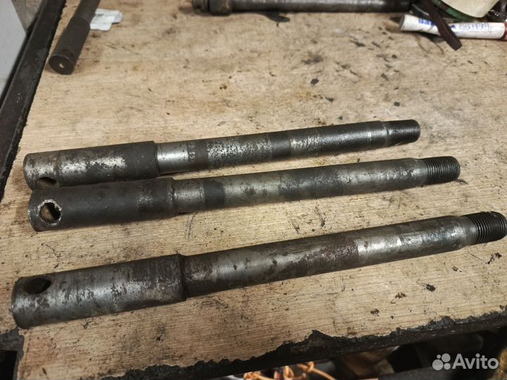 Передняя ось на мотоцикл Урал Днепр