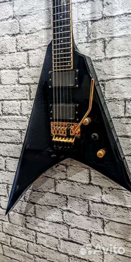 Edwards rv (Jackson rr) япония