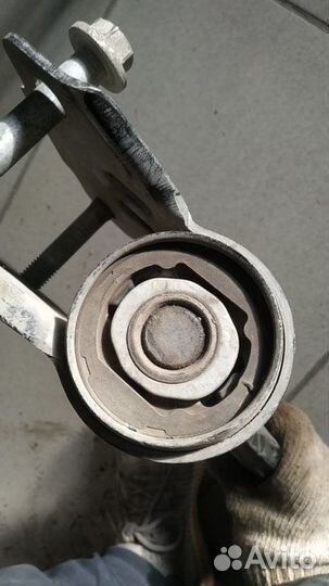 Рычаг передний правый Ford Focus 3 2011-2019