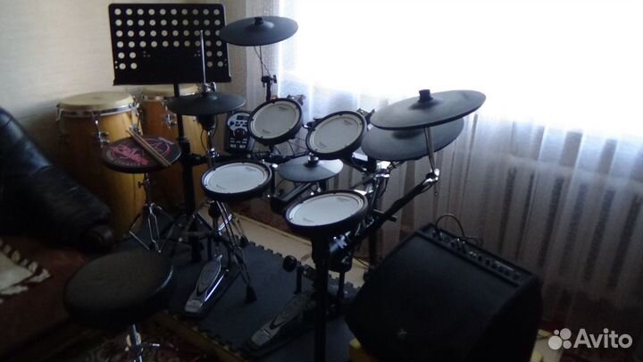 Обучение на ударной установке и перкуссии