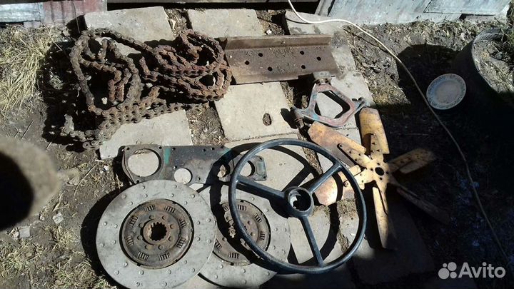 Запчасть на трактор