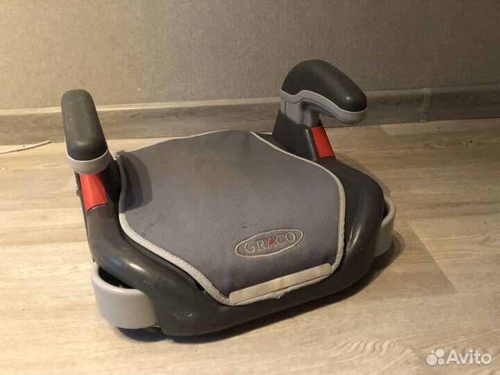 Бустер, детское автокресло