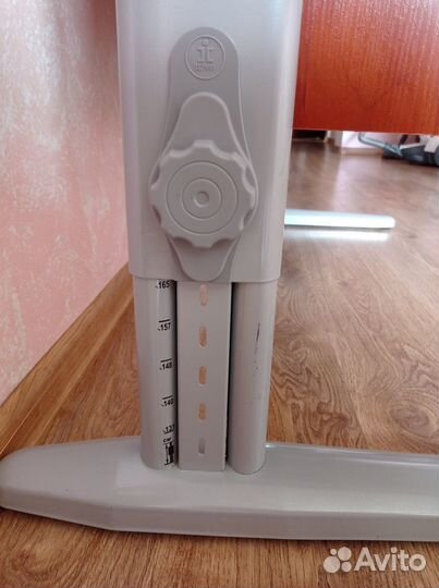 Парта школьная