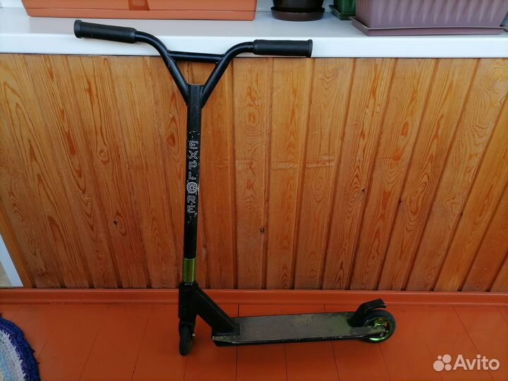 Трюковой самокат