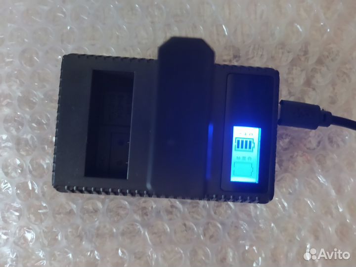 Зарядное устройство С индикацией И 2 аккумулятора