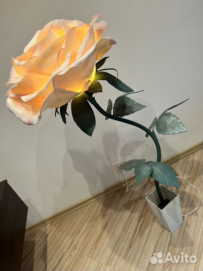 Торшер напольный