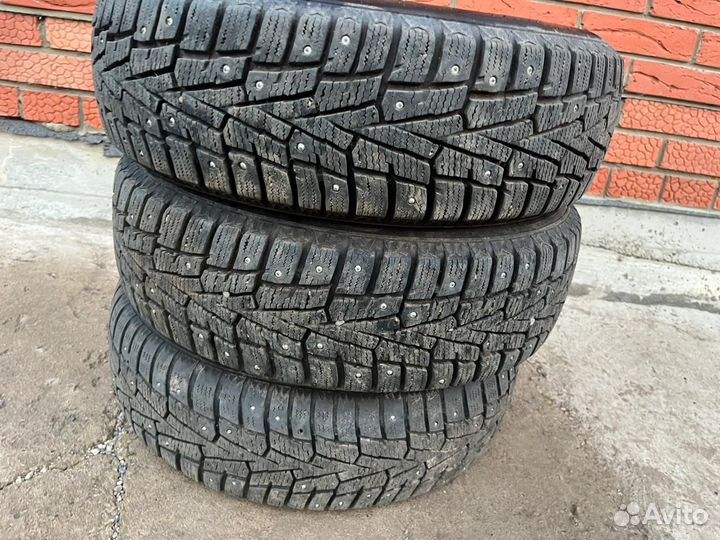 Roadstone Winguard WinSpike 185/65 R14 90T