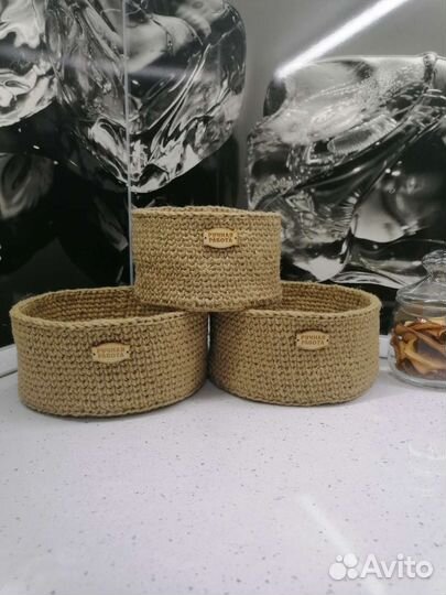 Вязаные корзинки