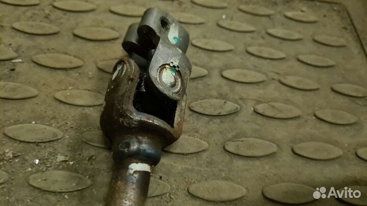 Карданчик Hyundai Solaris 2011