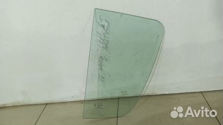 Форточка задней левой двери