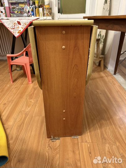 Стол-книжка