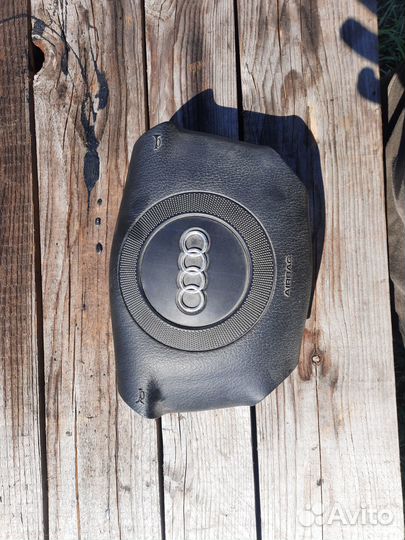 Подушка безопасности водителя audi A4B5/A6C5