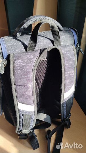 Портфель школьный для мальчика