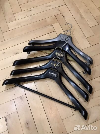 Вешалки плечики