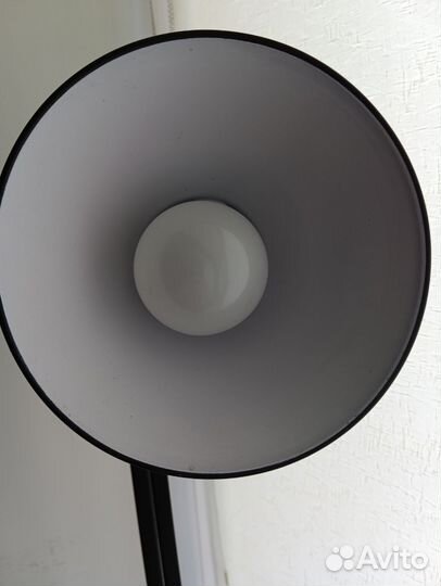 Настольная лампа 