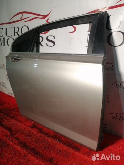 Дверь боковая задняя правая Bmw 7-Series F01