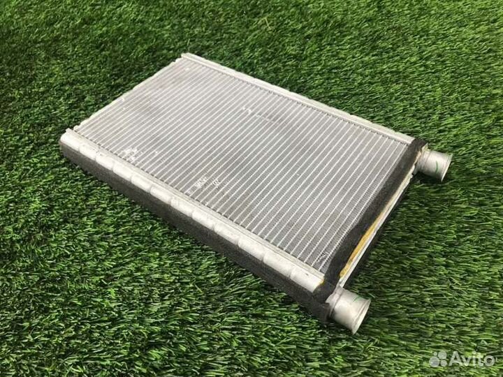 Радиатор печки Bmw 3 E90 N54B30 2006